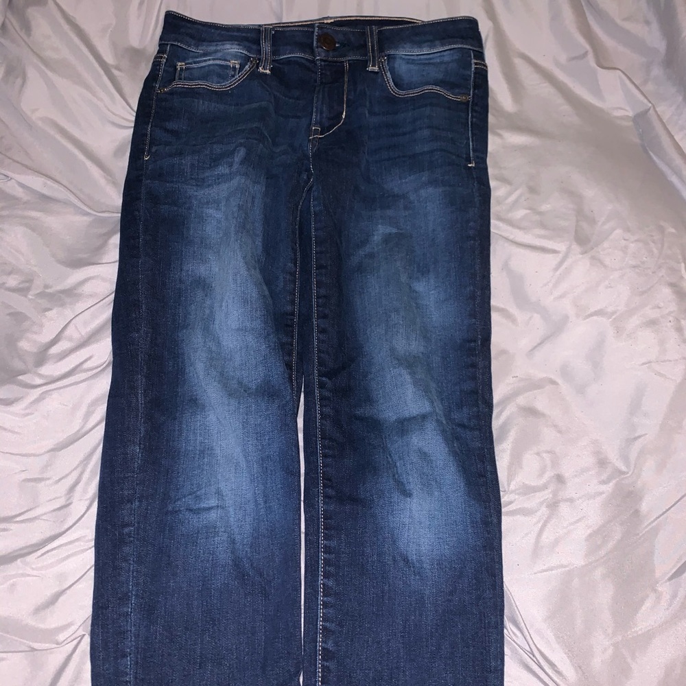 dark wash american eagle jeans